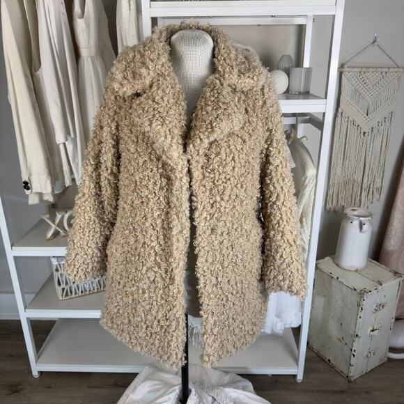For the Republic faux fur Teddy coat, women’s size Large.  SI-017 - Picture 3 of 12